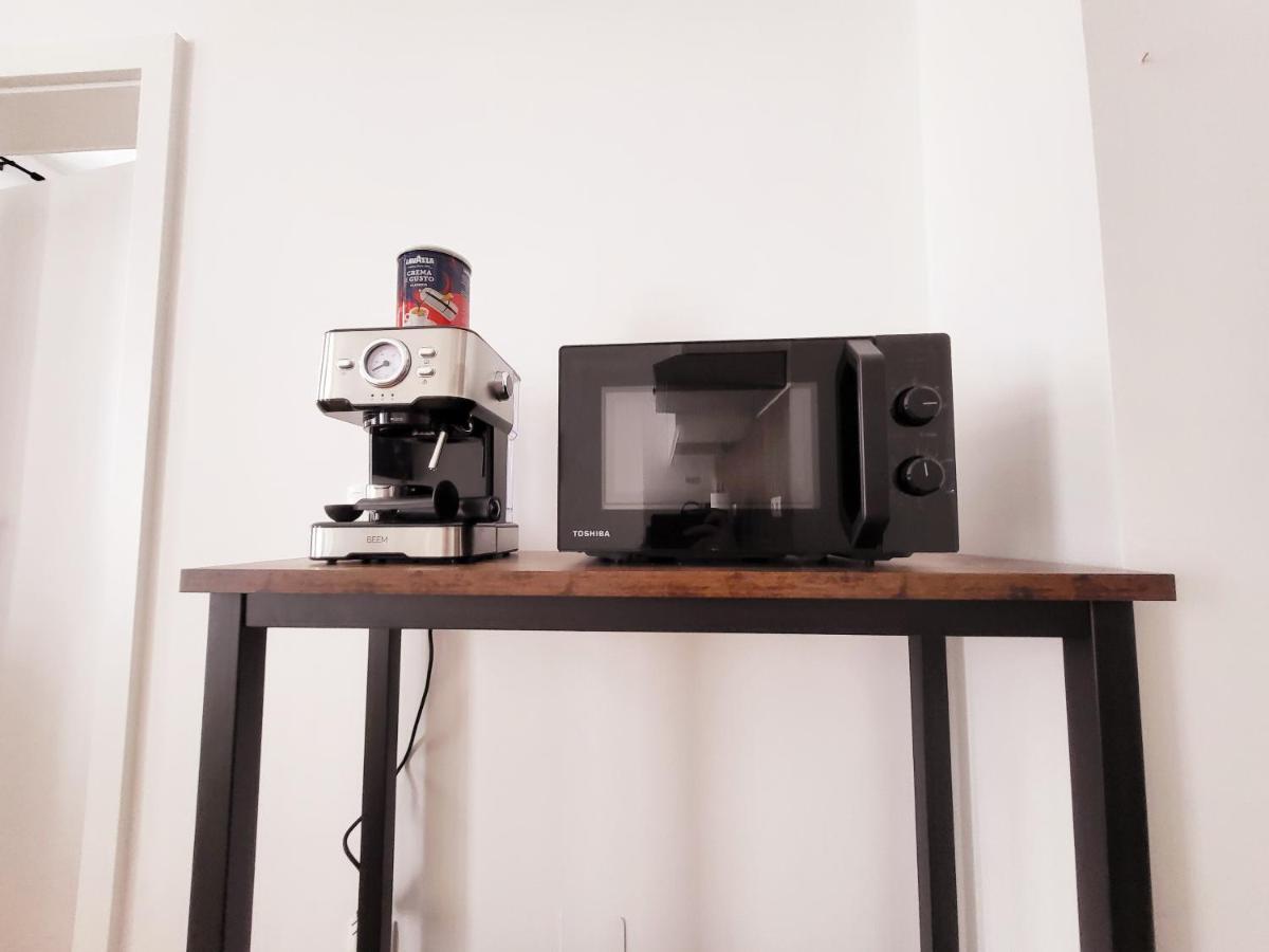 Novara City Apartment Wina Bagian luar foto